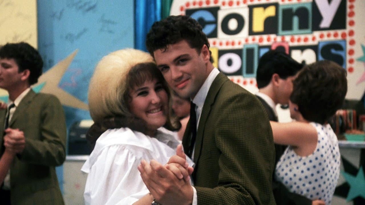 Hairspray theatrical backdrop (TMDB)